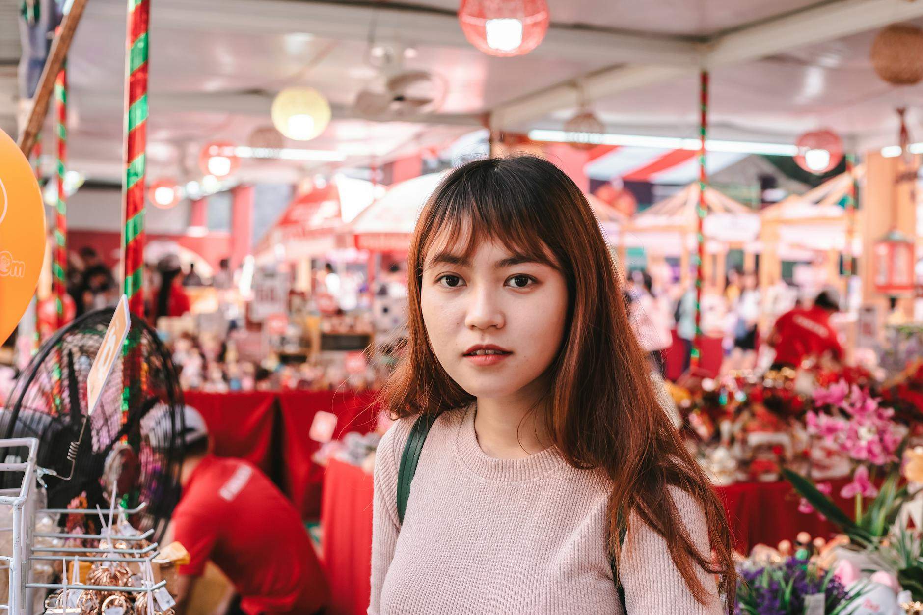 Pourquoi le marché populaire attire-t-il tant ?